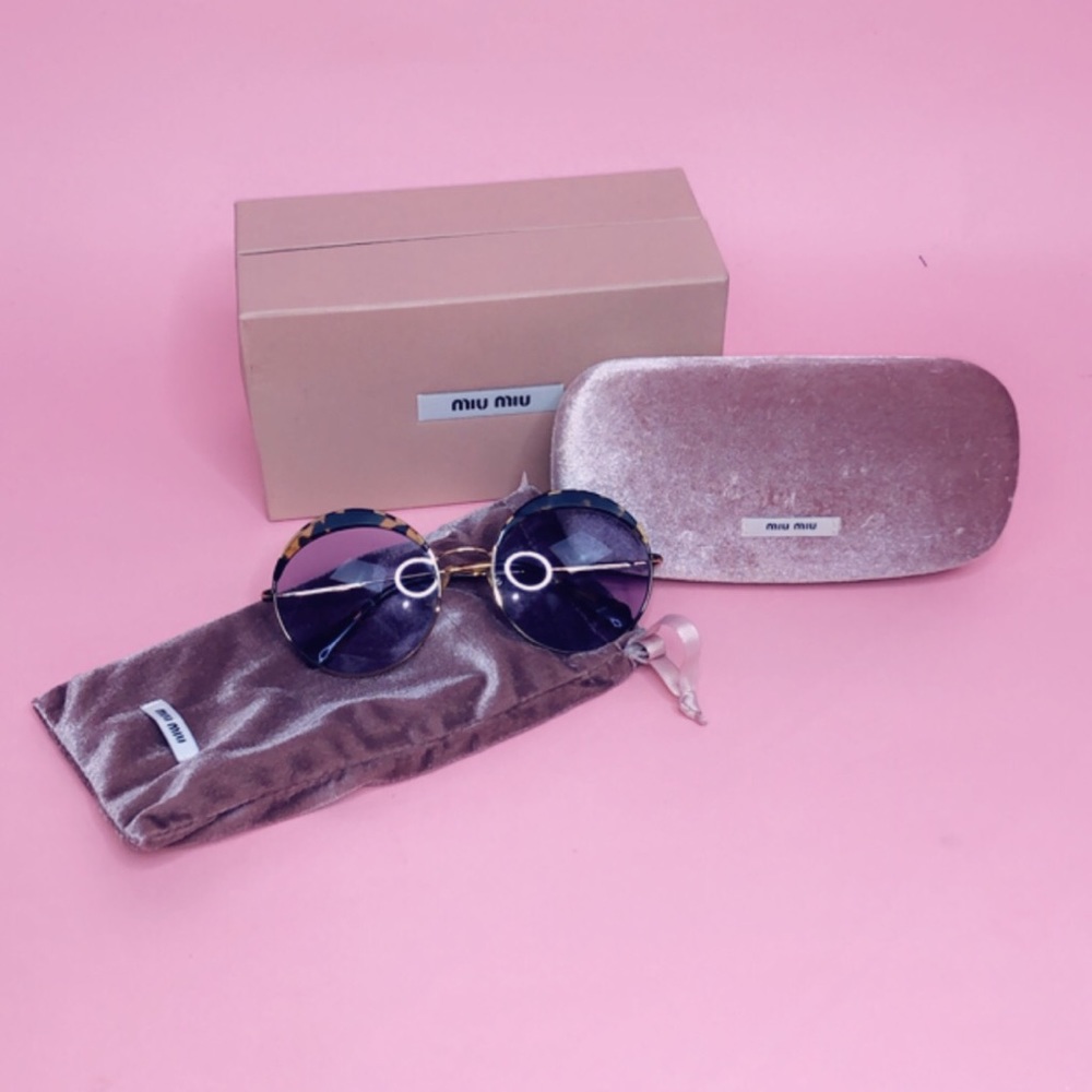 🔥 NWOT MIUMIU SUNGLASSES 🔥